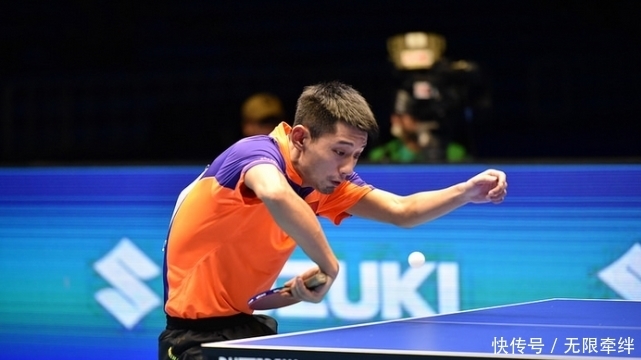 跳伞运动发 跳伞运动发