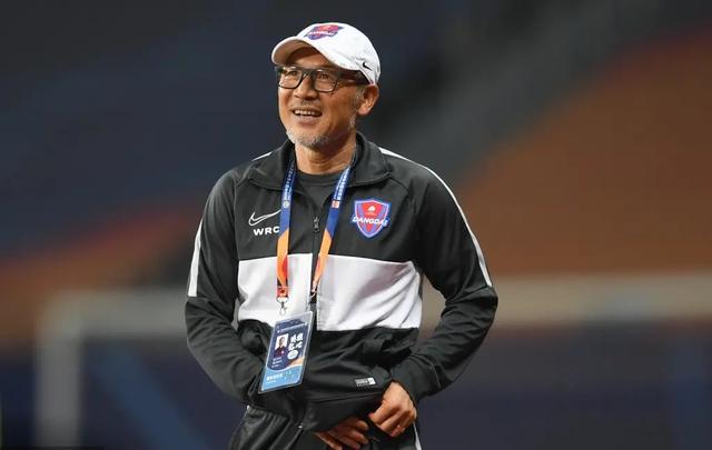 外拉与手递 外拉与手递